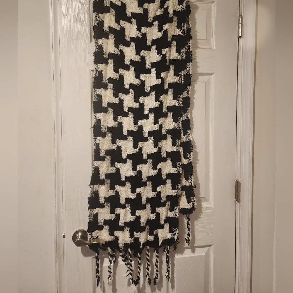 Black and white scarf, very long and wide from Lane Bryant. One size